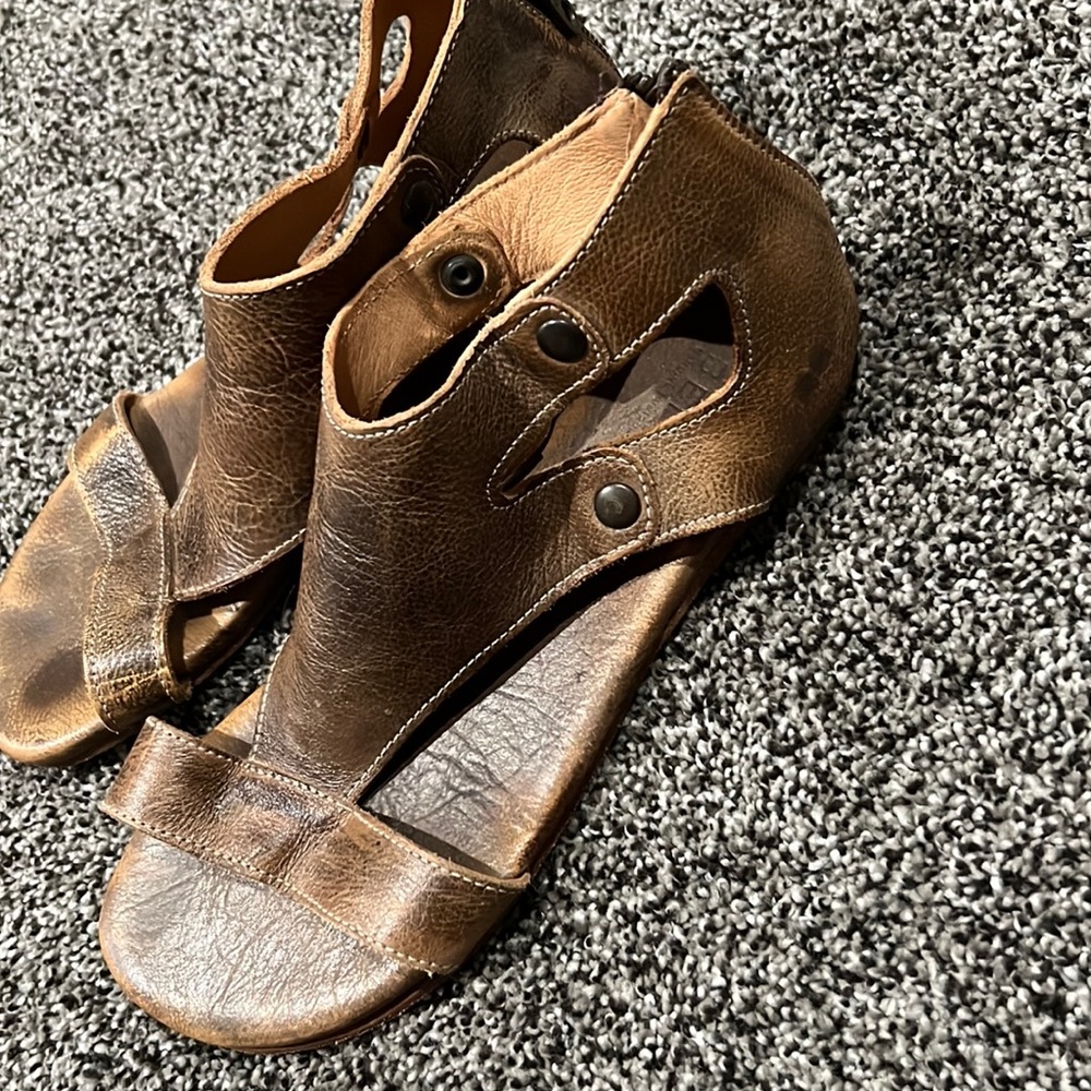 Bedstu sandals